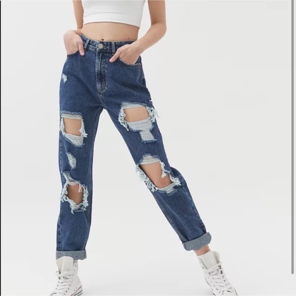 Urban Outfitters BDG High Rise Mom Jeans Medium Wash - Picture 2 of 7